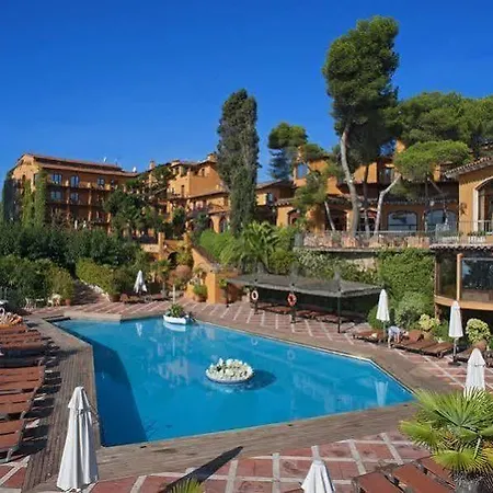 Rigat Park & Hotel