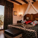 Rigat Park & Hotel