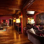 Rigat Park & Hotel